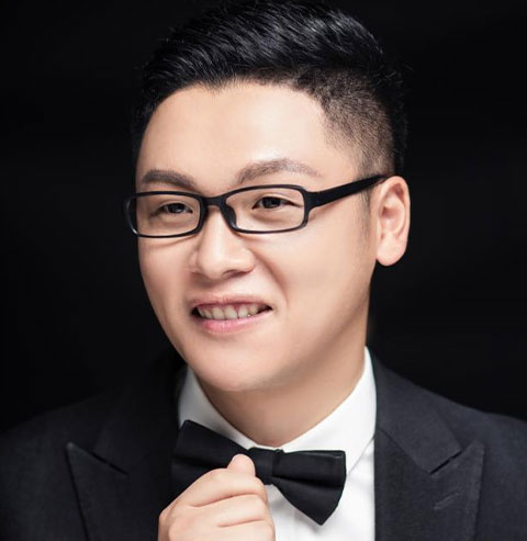 董李斌 