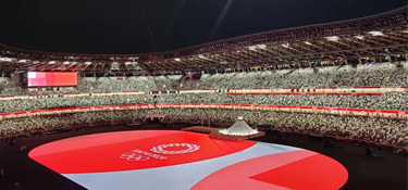 “最美中國(guó)紅”亮相奧運(yùn)會(huì)開(kāi)幕儀式，中國(guó)選手楊倩贏得東京奧運(yùn)會(huì)首枚金牌！