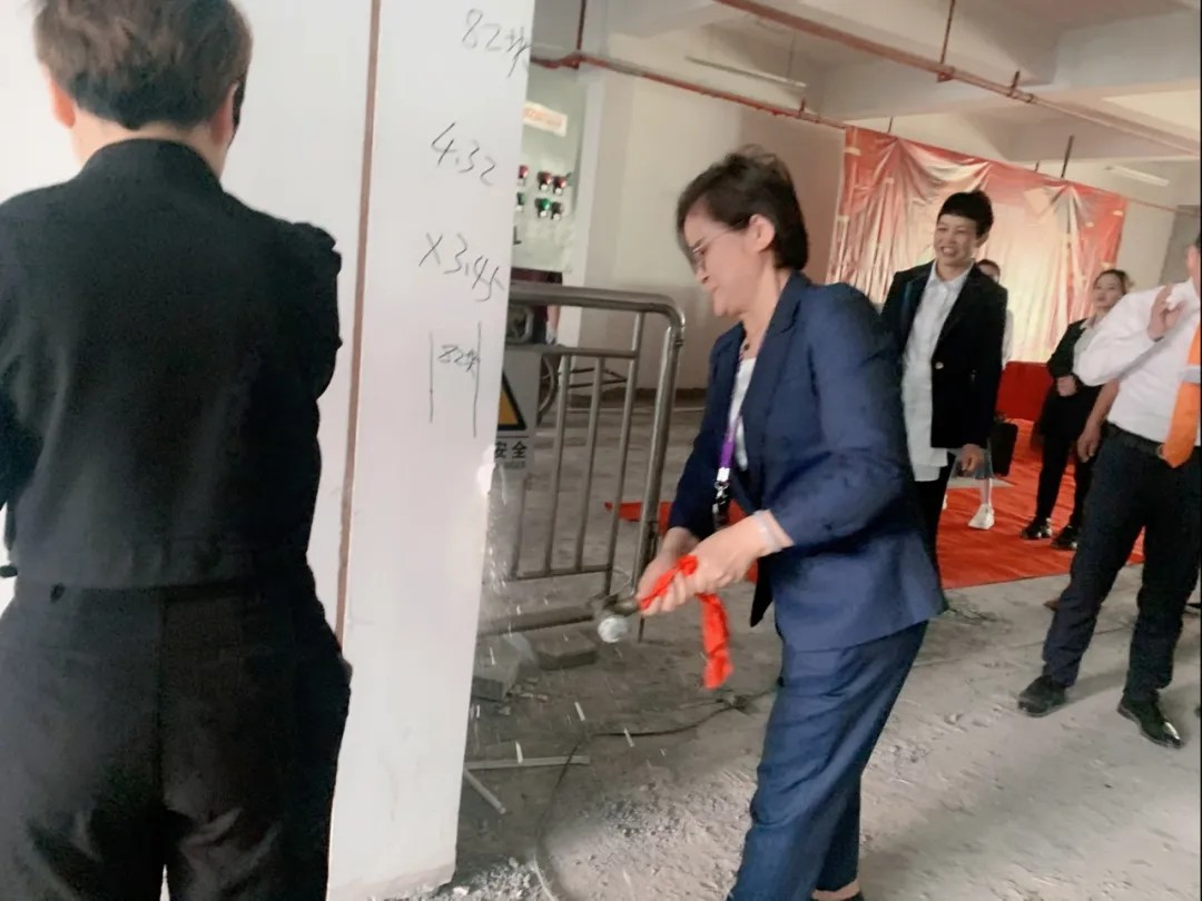 杭州裝修公司銘品裝飾再創(chuàng)新章，建德分公司開工典禮隆重舉行