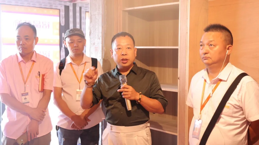 杭州電視臺特約驗(yàn)房專家大梁師傅