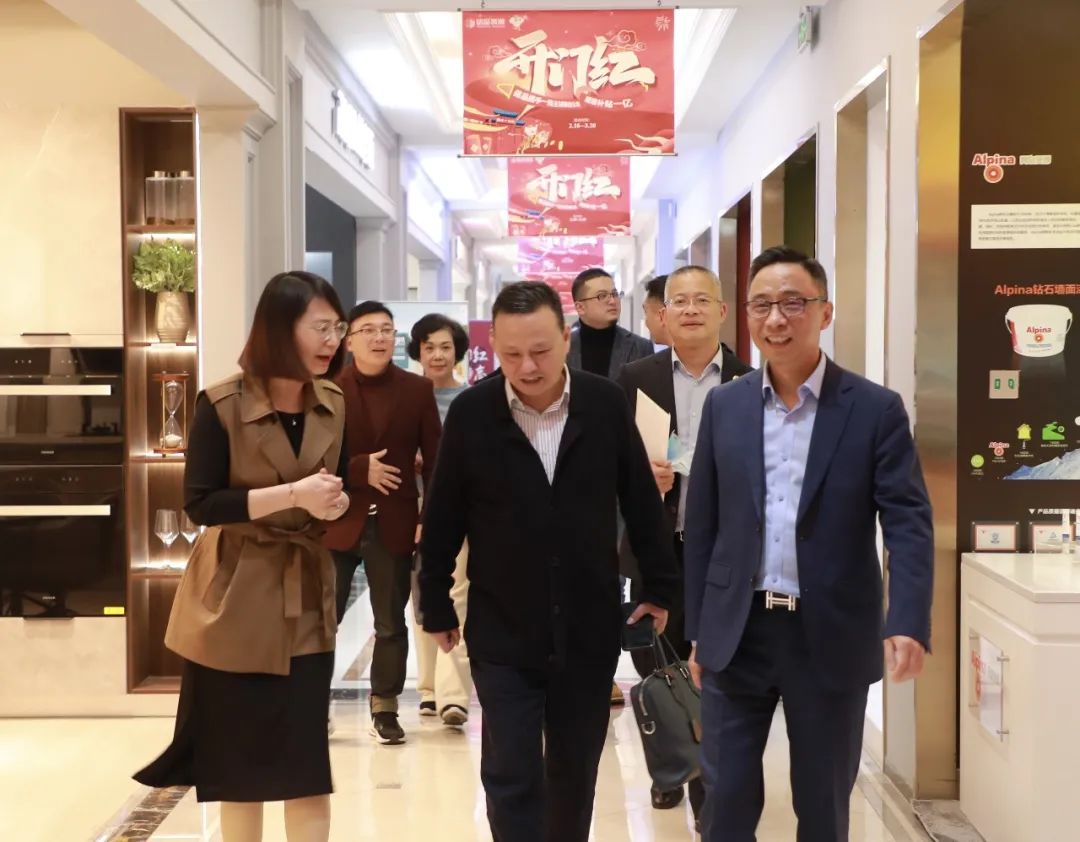 杭州師范大學(xué)企業(yè)界校友會理事會一屆四次會議于銘品裝飾隆重召開