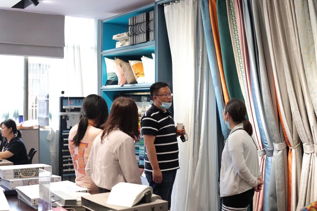 逛萬(wàn)方展廳  感受放心品質(zhì)好家裝