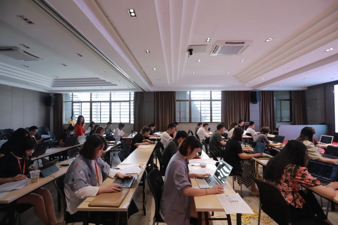  銘品裝飾首批設(shè)計師職業(yè)技能等級自主認定工作圓滿收官